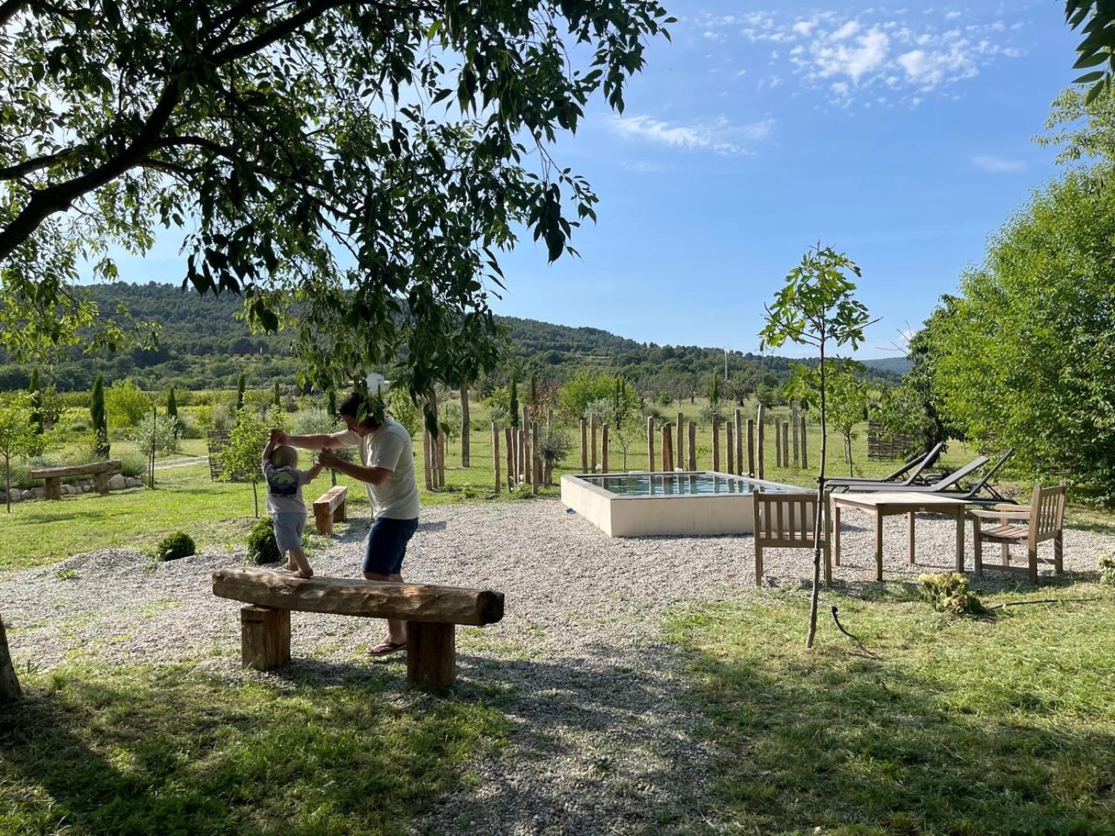 Le Domaine Saint Jean Saint-Saturnin-d'Apt Exterior foto