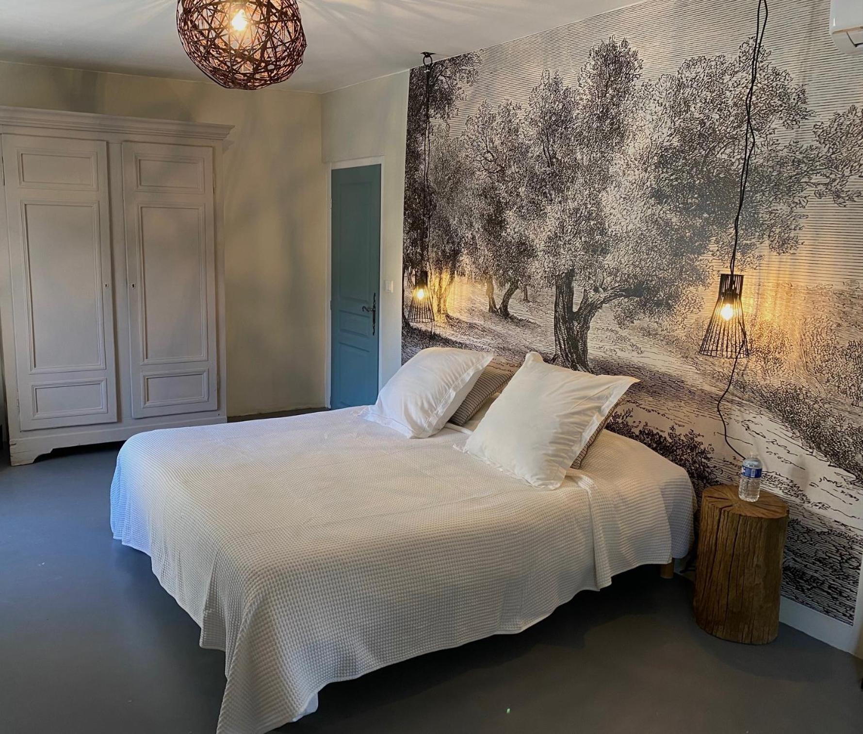 Le Domaine Saint Jean Saint-Saturnin-d'Apt Exterior foto