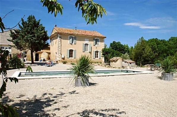 Le Domaine Saint Jean Saint-Saturnin-d'Apt Exterior foto